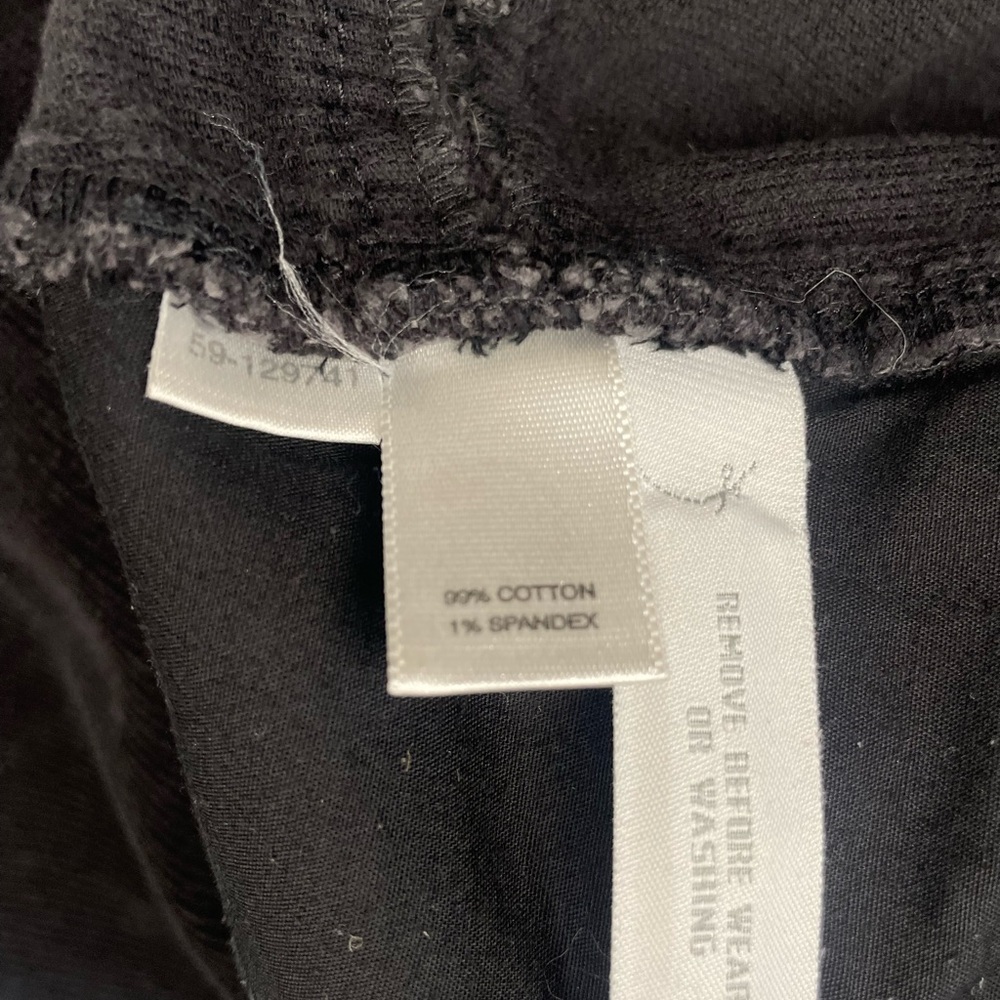 Women's Black Ann Taylor corduroy pants - Picture 6 of 6